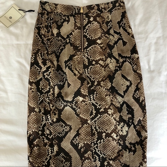 NWT Altuzzara python pencil skirt - Picture 4 of 9